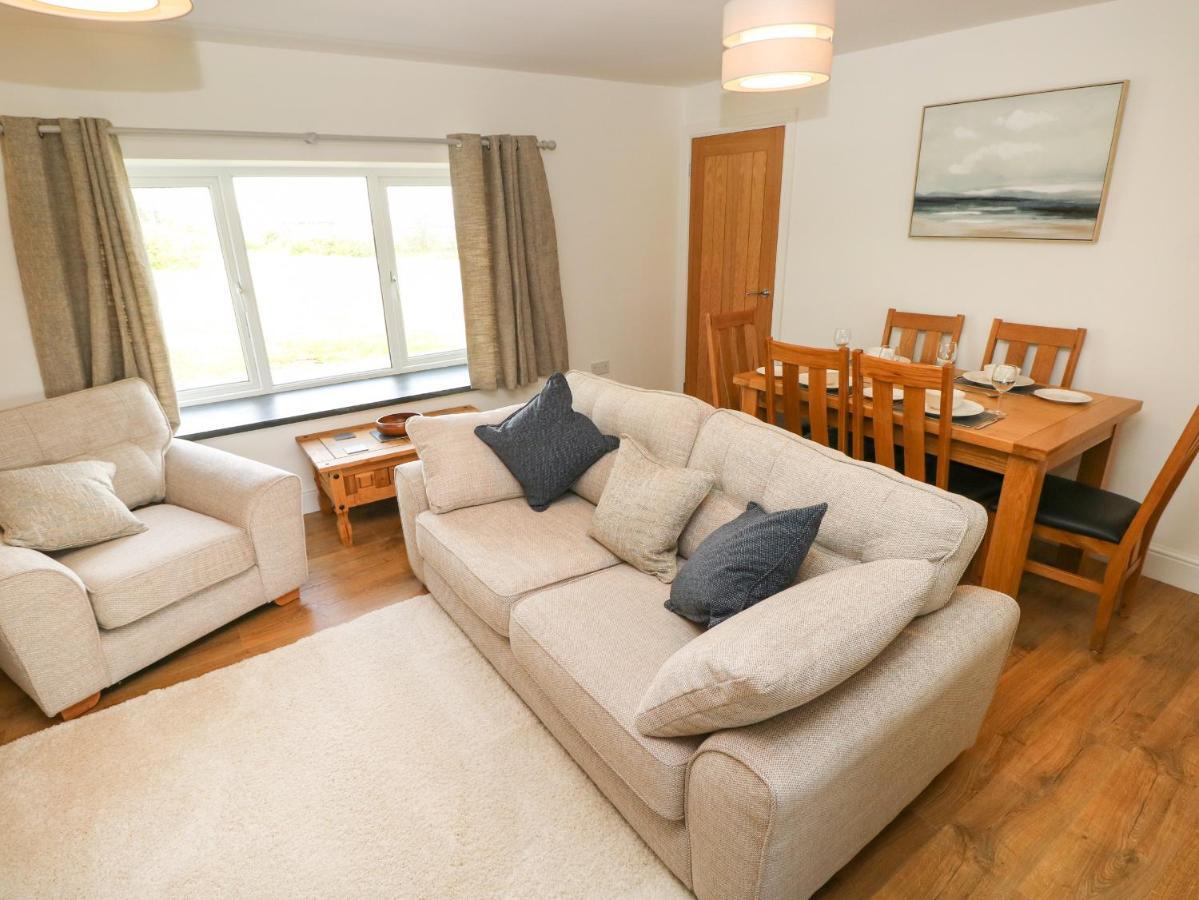 Bryngwyn Villa ฮาเวอร์ฟอร์ดเวสต์ ภายนอก รูปภาพ
